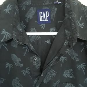 Mens Gap black & white button down
